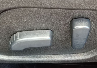 Подержанный автомобиль Subaru Forester Suv 2013 года (12 фото)