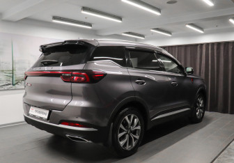 Подержанный автомобиль Chery Tiggo 7 Pro Max 2023 года (4 фото)