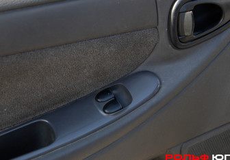 Подержанный автомобиль Chevrolet Lanos 2007 года (14 фото)