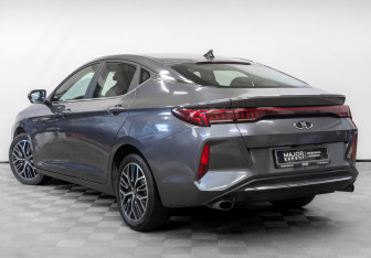 Подержанный автомобиль Москвич 6 2023 года (7 фото)