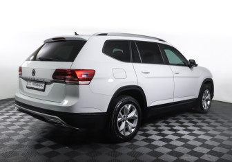Подержанный автомобиль Volkswagen Teramont 2019 года (5 фото)