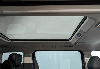 Подержанный автомобиль Hongqi HQ9 2022 года (24 фото)