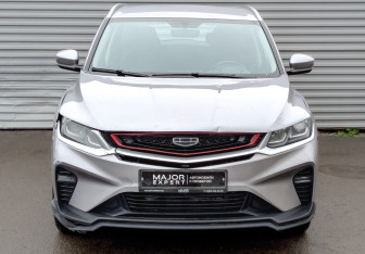 Подержанный автомобиль Geely Coolray 2022 года (2 фото)