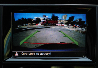 Подержанный автомобиль Volkswagen Golf Hatchback 2014 года (16 фото)