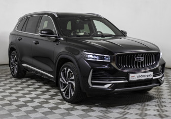 Подержанный автомобиль Geely Monjaro 2023 года (3 фото)