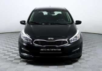 Подержанный автомобиль Kia Ceed Hatchback 2017 года (2 фото)