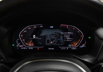 Подержанный автомобиль BMW X3 2021 года (13 фото)