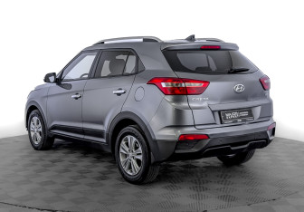 Подержанный автомобиль Hyundai Creta 2018 года (7 фото)