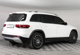 Подержанный автомобиль Mercedes-Benz GLB 2021 года (5 фото)