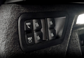 Подержанный автомобиль BMW X7 2020 года (27 фото)