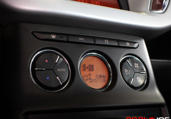 Подержанный автомобиль Citroen C3 Hatchback 2010 года (16 фото)