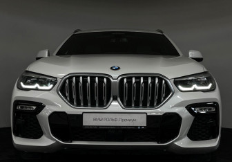 Подержанный автомобиль BMW X6 2020 года (28 фото)
