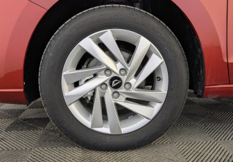 Новый Jetta VA3 2023 (7 фото)