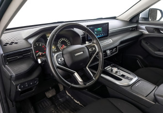Подержанный автомобиль Haval Jolion 2023 года (15 фото)