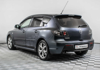 Подержанный автомобиль Mazda 3 Hatchback 2008 года (7 фото)