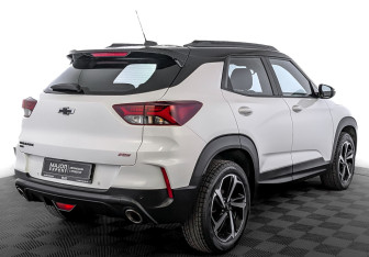 Подержанный автомобиль Chevrolet TrailBlazer 2021 года (5 фото)