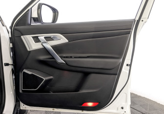 Подержанный автомобиль Geely Atlas 2019 года (25 фото)