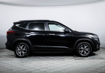 Подержанный автомобиль Kia Seltos 2020 года (4 фото)