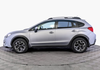 Подержанный автомобиль Subaru XV 2014 года (8 фото)