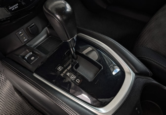 Подержанный автомобиль Nissan Qashqai 2014 года (21 фото)