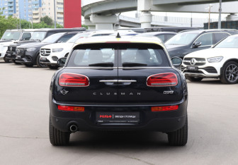 Подержанный автомобиль MINI Clubman Wagon 2020 года (6 фото)