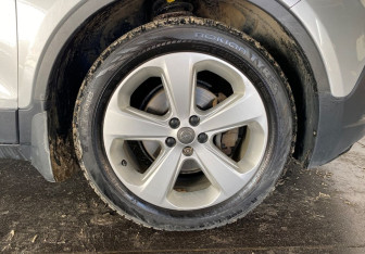 Подержанный автомобиль Opel Mokka 2015 года (17 фото)