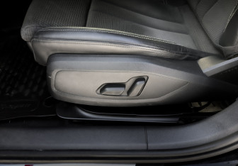 Подержанный автомобиль Audi A4 Sedan 2021 года (21 фото)