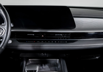 Подержанный автомобиль Chery Arrizo 8 2023 года (13 фото)