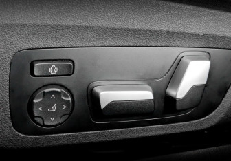 Подержанный автомобиль BMW M8 Sedan 2021 года (21 фото)