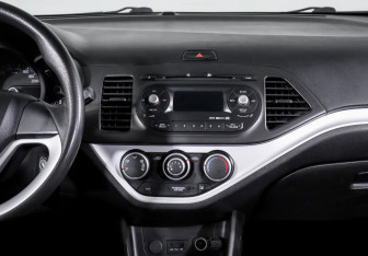 Подержанный автомобиль Kia Picanto 2013 года (13 фото)