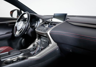 Подержанный автомобиль Lexus NX 2017 года (9 фото)