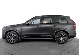 Подержанный автомобиль Volvo XC90 2021 года (8 фото)