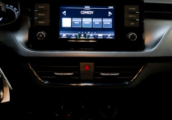 Подержанный автомобиль Skoda Rapid Liftback 2021 года (15 фото)