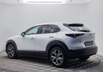 Подержанный автомобиль Mazda CX-30 2020 года (3 фото)