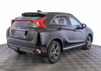 Подержанный автомобиль Mitsubishi Eclipse Cross 2019 года (5 фото)