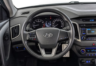 Подержанный автомобиль Hyundai Creta 2019 года (22 фото)