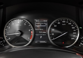 Подержанный автомобиль Lexus NX 2021 года (16 фото)