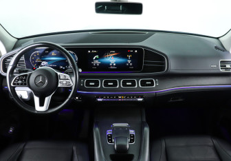 Подержанный автомобиль Mercedes-Benz GLE 2019 года (12 фото)
