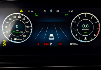 Подержанный автомобиль Omoda C5 2023 года (13 фото)