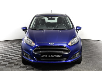 Подержанный автомобиль Ford Fiesta Hatchback 2017 года (2 фото)