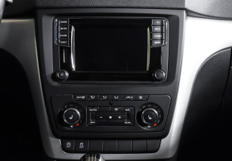 Подержанный автомобиль Skoda Yeti 2016 года (13 фото)