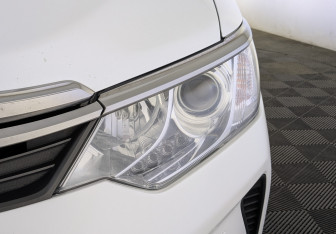 Подержанный автомобиль Toyota Camry Sedan 2015 года (11 фото)