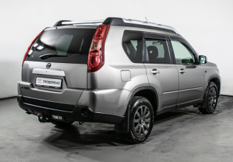 Подержанный автомобиль Nissan X-Trail 2008 года (5 фото)
