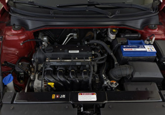 Подержанный автомобиль Kia Rio Sedan 2019 года (9 фото)