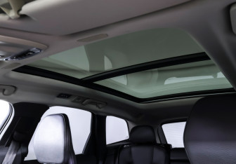 Подержанный автомобиль Volvo XC60 2019 года (15 фото)