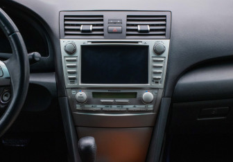 Подержанный автомобиль Toyota Camry Sedan 2010 года (16 фото)