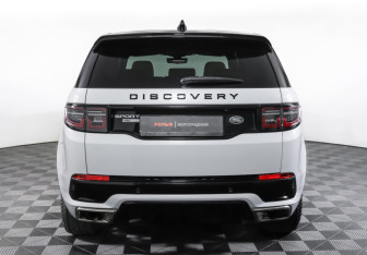 Подержанный автомобиль Land Rover Discovery Sport 2015 года (6 фото)