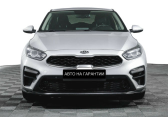 Подержанный автомобиль Kia Cerato Sedan 2019 года (2 фото)