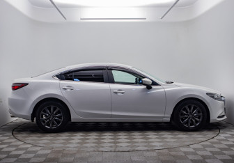 Подержанный автомобиль Mazda 6 Sedan 2019 года (6 фото)