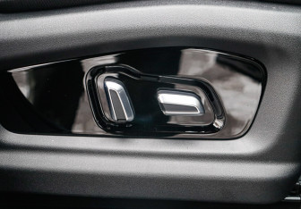 Подержанный автомобиль Jaecoo J7 2023 года (10 фото)